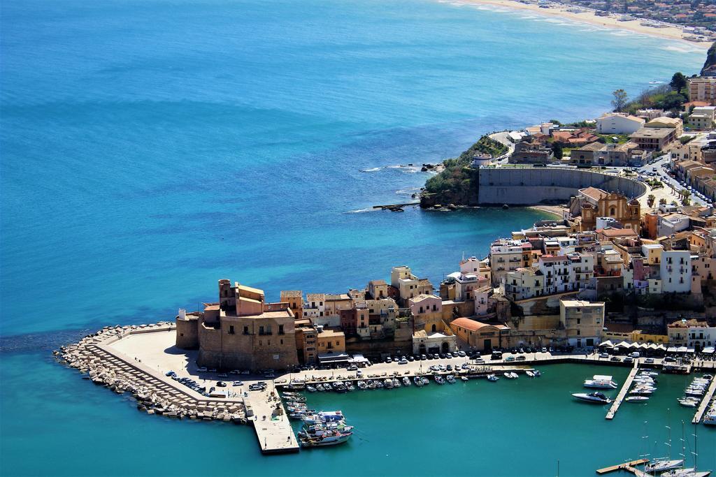 Casa Chiarenza Hotel Castellammare del Golfo Bagian luar foto